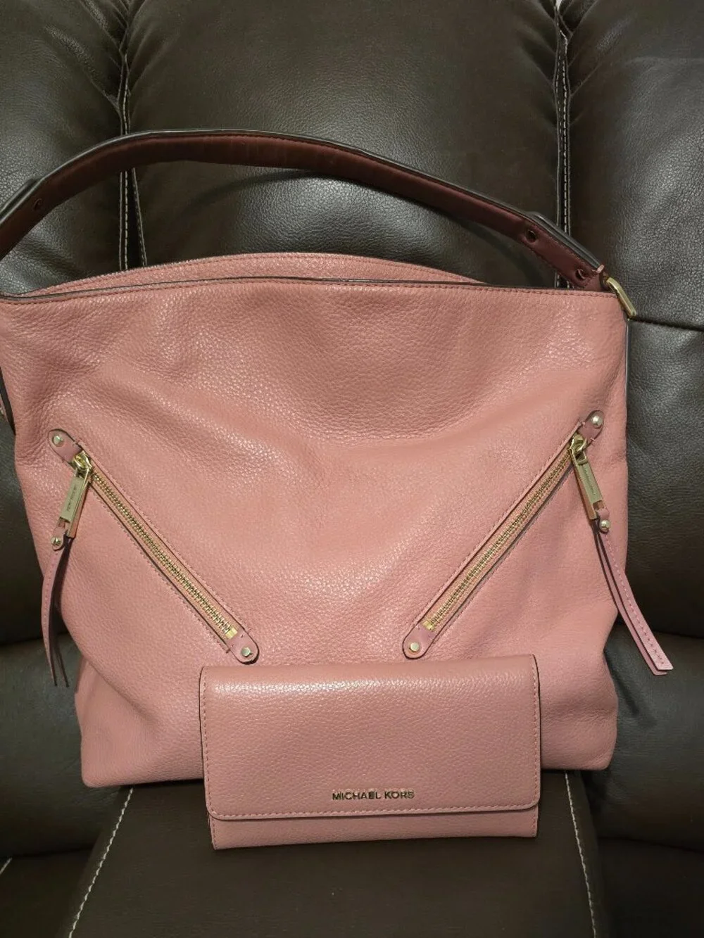 Michael Kors Evie hobo and matching wallet